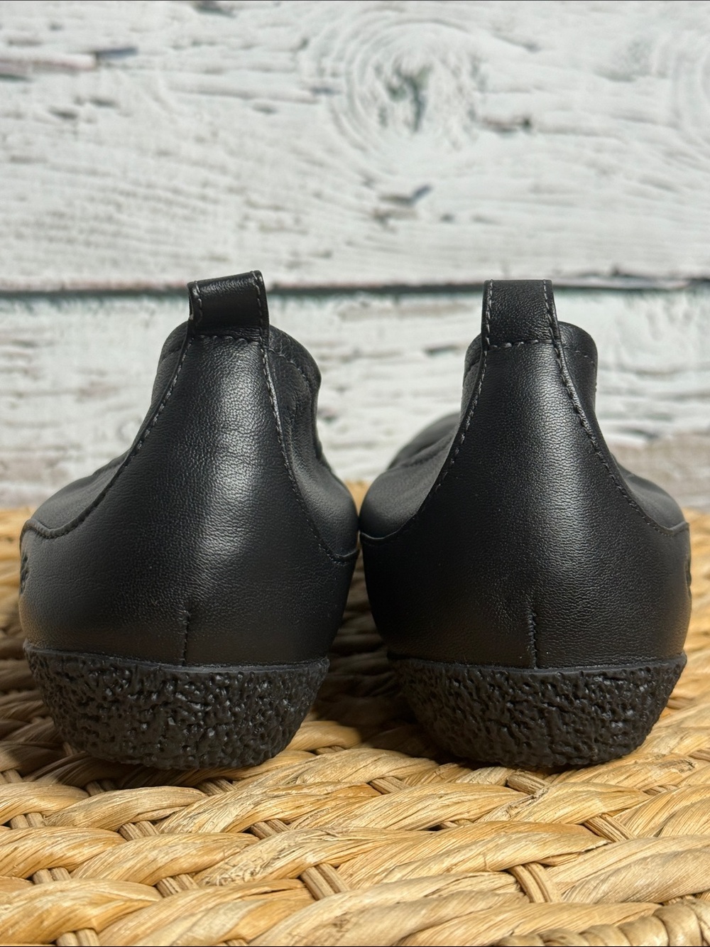 Taos Chit Chat Black Leather Slip-On Ballet Flats - Picture 6 of 9